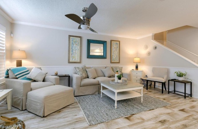 505 Sailmaker Apts in Fernandina Beach