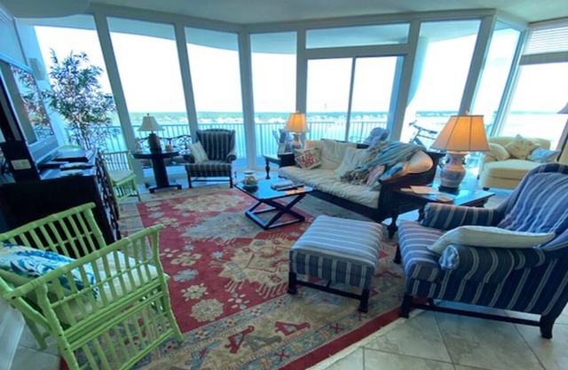 Beautiful 3/3 Condo with Private Beach and Views forever