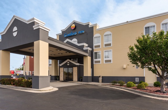 Comfort Inn Decatur Priceville