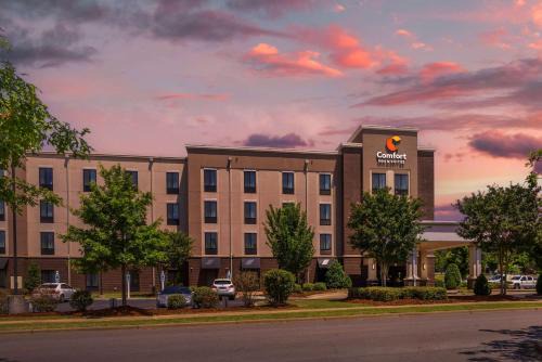 Comfort Inn At Crossplex Village 