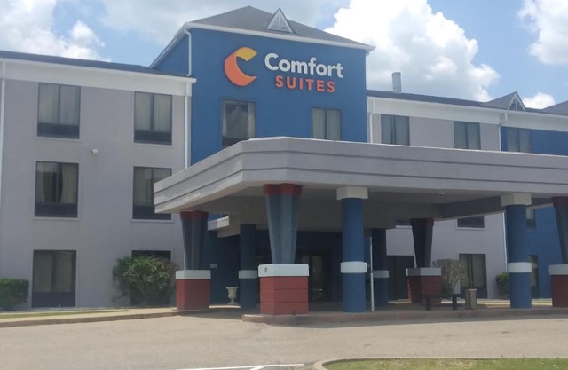Comfort Suites Airport South 