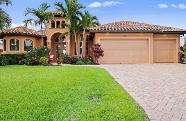 Heritage Palms Golf Country Club 