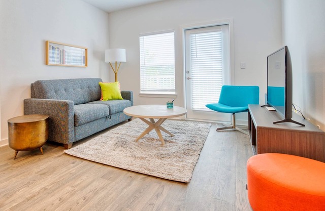 Modern 1BR w/Balcony | Walk to UF & Shands | Perfect for Long Stays in Gainesville