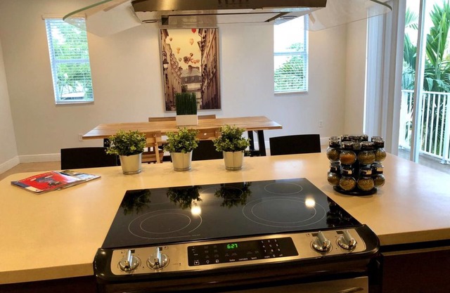 NEW! House Close to Everything in Fort Lauderdale!
