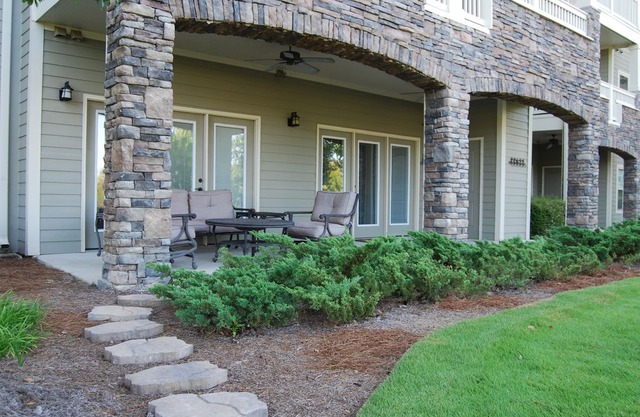 Peaceful Escape to the Beautiful Lake Logan Martin