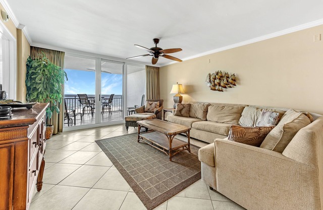 SeaSpray East 323-Luxurious Interior!
