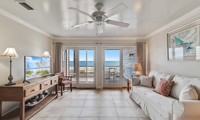 Ono Island Condo | 124 m² Condo ∙ 2 bedrooms ∙ 5 guests