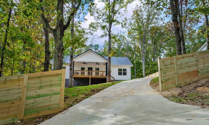 Fort Payne House | 171 m² House ∙ 3 bedrooms ∙ 6 guests