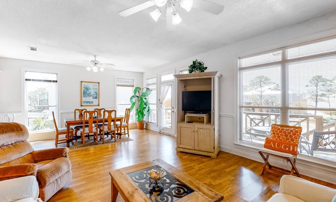 Audubon Place House | 177 m² Maisonette ∙ 3 bedrooms ∙ 7 guests