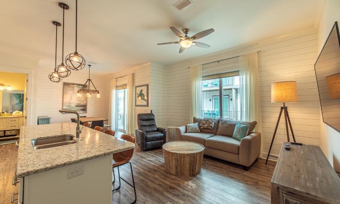 Gulf Shores House | Cottage At the Helm