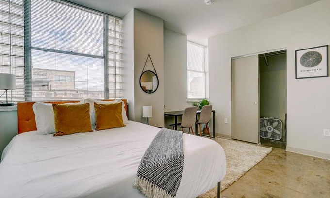 Central City Apartment | FRONTDESK Market Lofts Downtown Birmingham