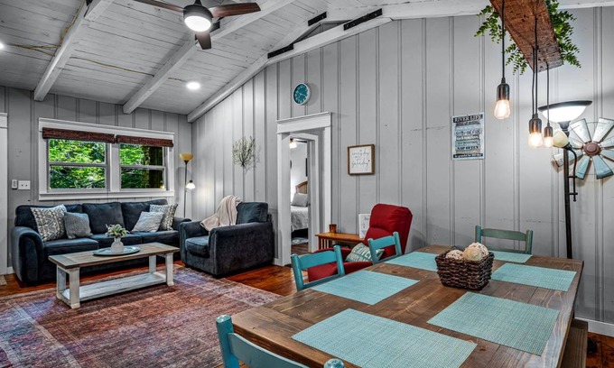 Mentone House | House ∙ 2 bedrooms ∙ 4 guests