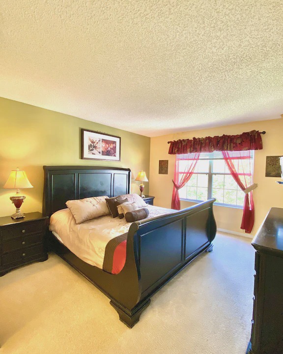 Seasons Villa | Near Disney- Lake View- 7 Bedrooms 5.5 Baths 4 King Bed Suites
