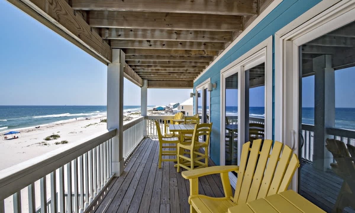 Fort Morgan House | Beachfront 9bed Easybreezy West