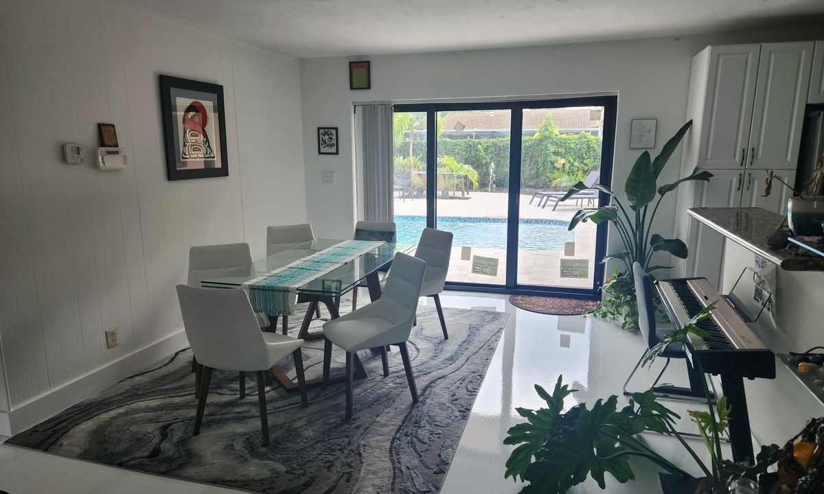 Coral Ridge Isles House | Lighthouse Guest Suites