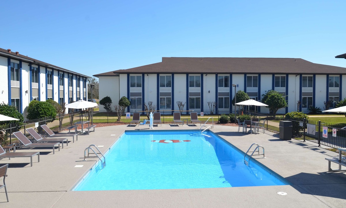 Foley Hotel | Americas Best Value Inn & Suites Foley Gulf Shores