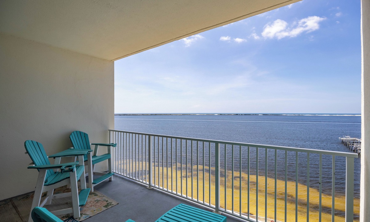 Ono Island Condo | Waterfront Listing In Beautiful Harbour Pointe! Gulf View, Too!
