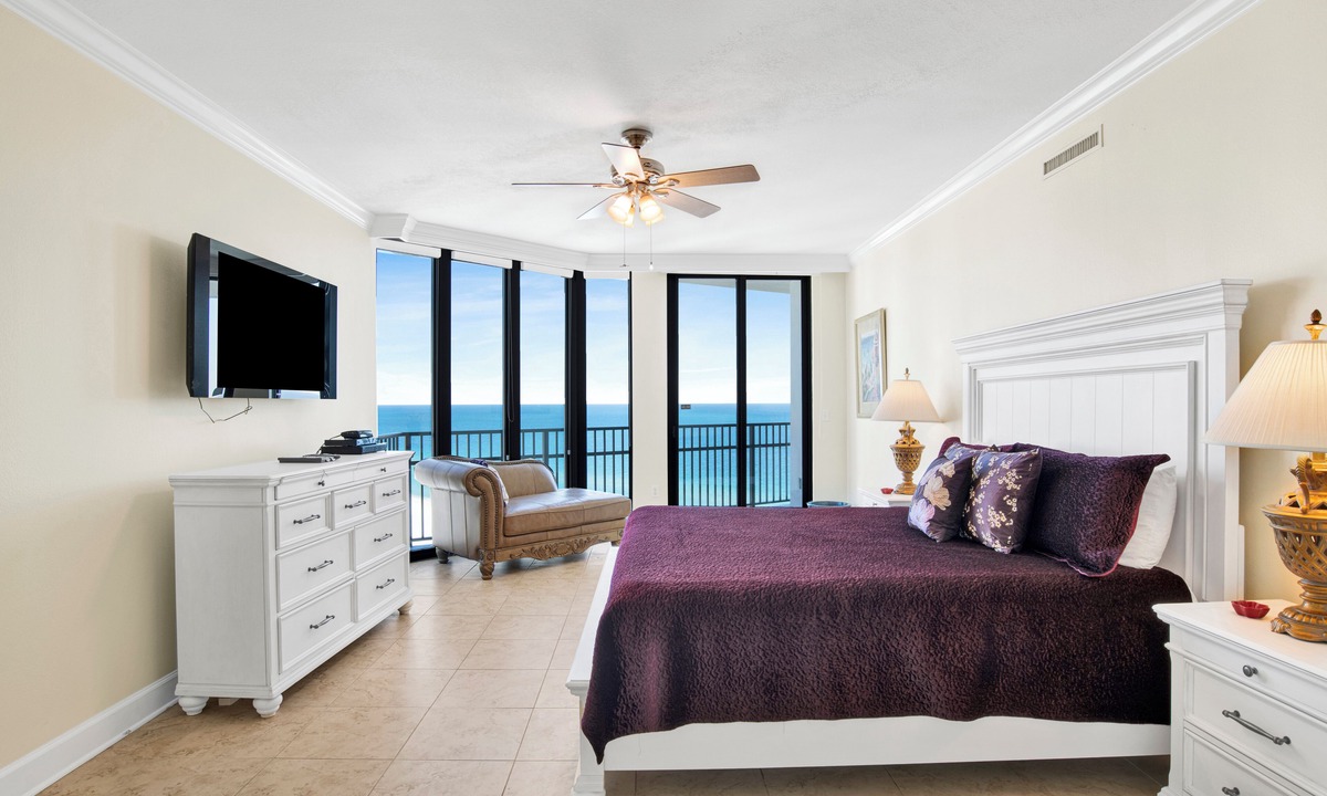 Orange Beach East Condo | Stunning Beachfront Corner 3BR @ Phoenix IX Sleeps 10 Panoramic Views & Pools