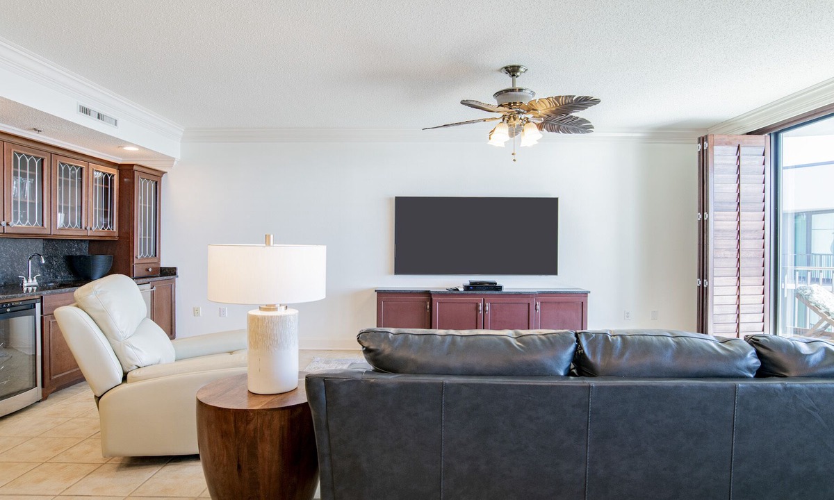 Orange Beach Condo | Top Floor with all the Upgrades! Gorgeous Unit! Pet Friendly!
