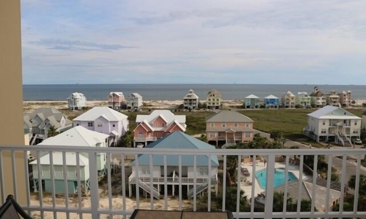 Fort Morgan Condo | Indies 603 | 3BR/2BA Gulf View Condo | Sleeps 8 | Pool & Rooftop Access