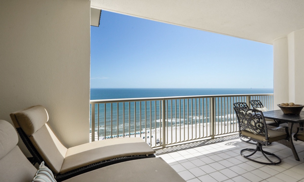 Fort Morgan Condo | Avalon 2004, designated penthouse floor - Luxury Condo 20th floor K/Q/Twns