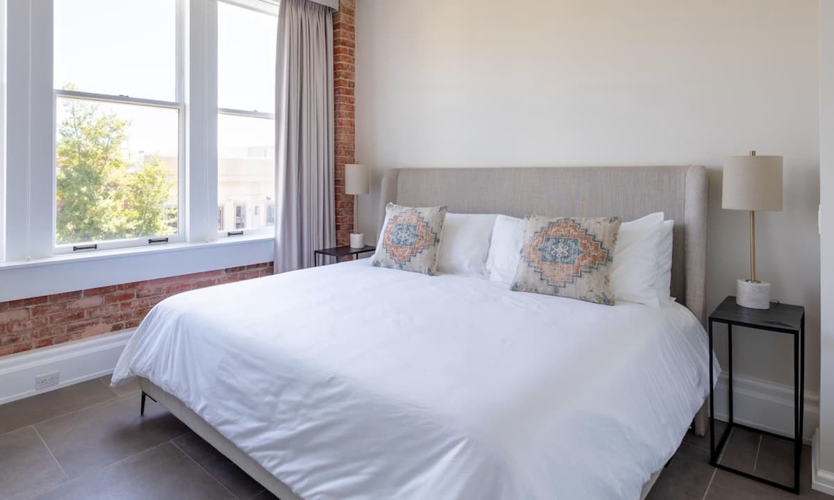 Downtown Condo | Palafox Oasis at the Brent Lofts
