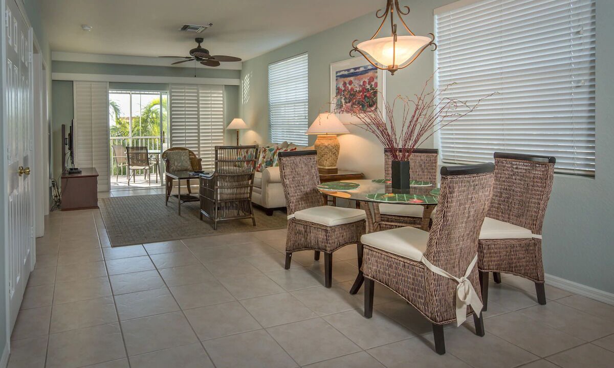 Marco Island Hotel | Fully Updated Deluxe 2BR Suite, Olde Marco Inn Near Marina