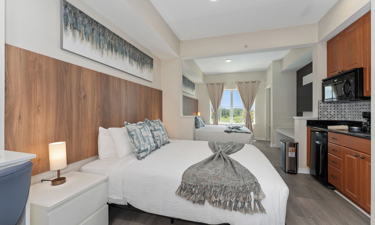Florida Center Apartment | 2 Suites, Sleep 6, Kitchen, Near Epic Univ