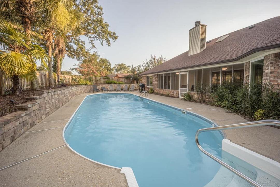 Scenic Hills Country Club Estates House | Pensacola Golf Course Escape 3 br 3ba