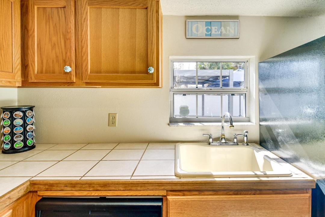Edgewater House | < 1 Mi to Ramp! Boater's Retreat in Edgewater