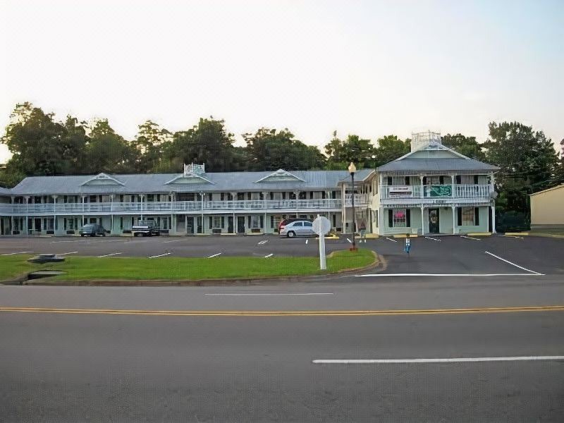 Photo of Buildings in Boaz