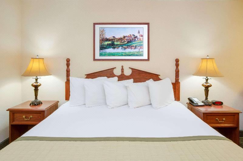 Photo of Bedroom in Ozark