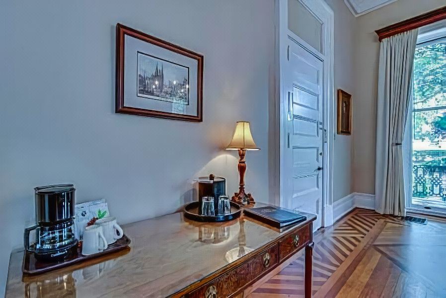 Photo of Livingroom in Central Business District