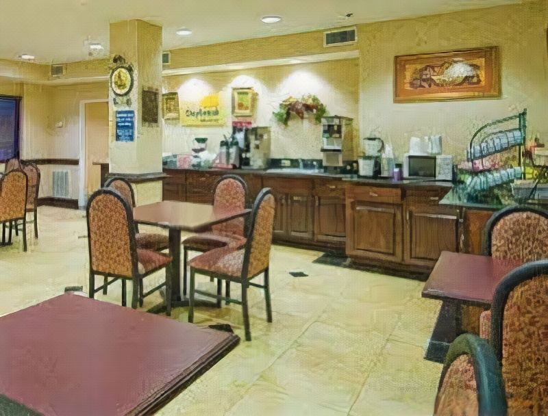 Photo of Livingroom in Prattville