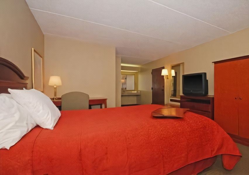 Photo of Bedroom in Irondale