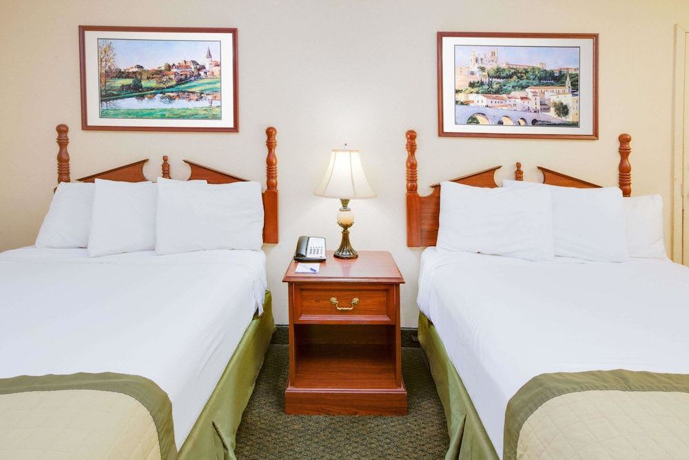 Photo of Bedroom in Ozark