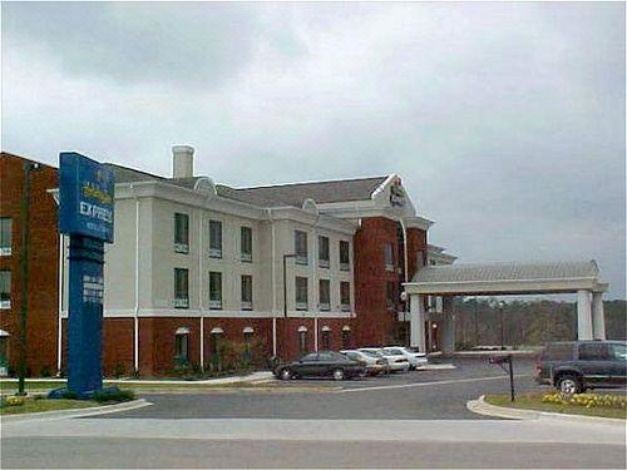 Photo of Buildings in Bessemer