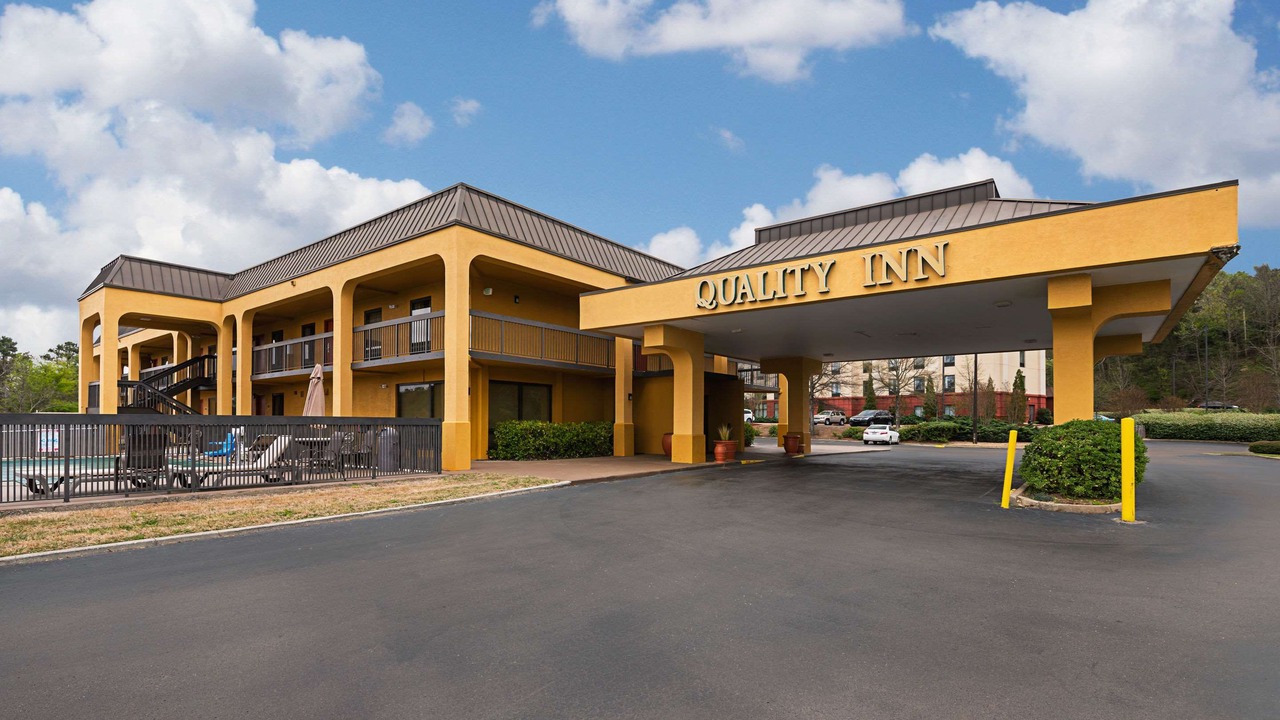Photo of Buildings in Irondale