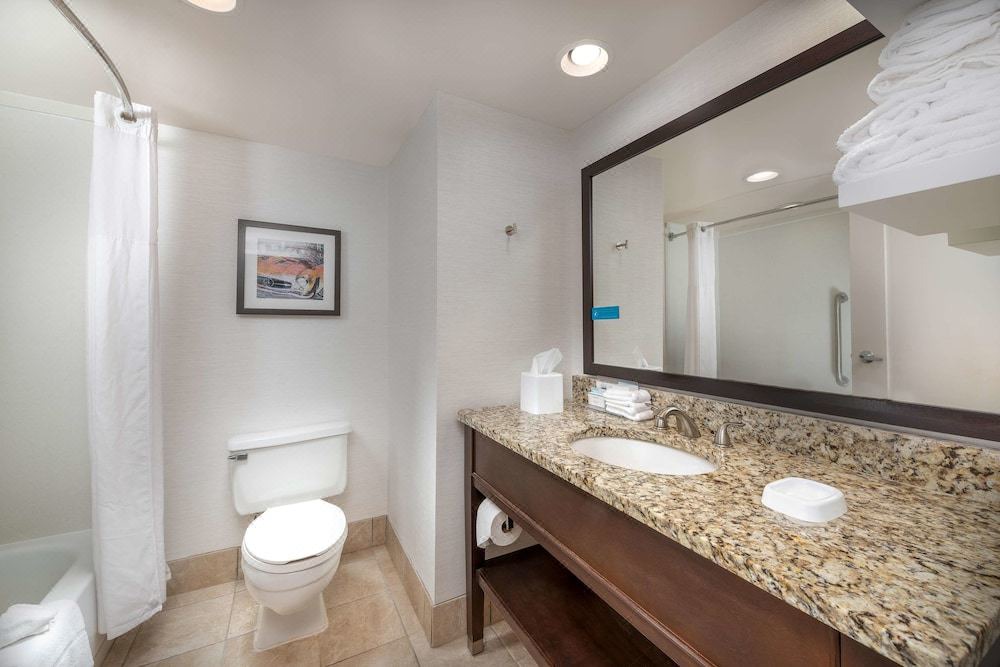 Photo of Bathroom in Cottondale