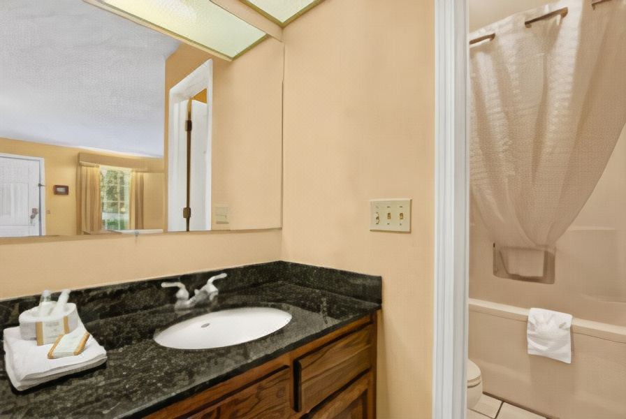 Photo of Bathroom in Ozark
