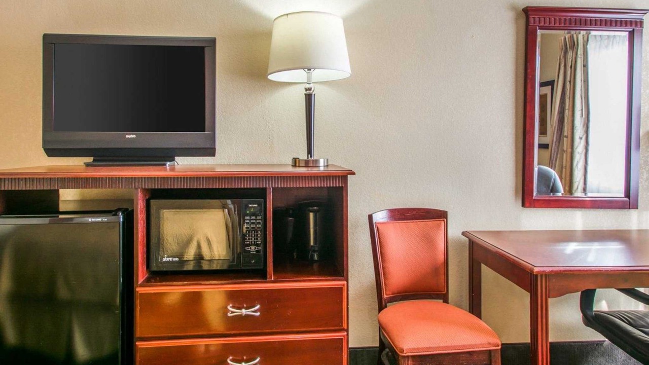 Photo of Livingroom in Prattville