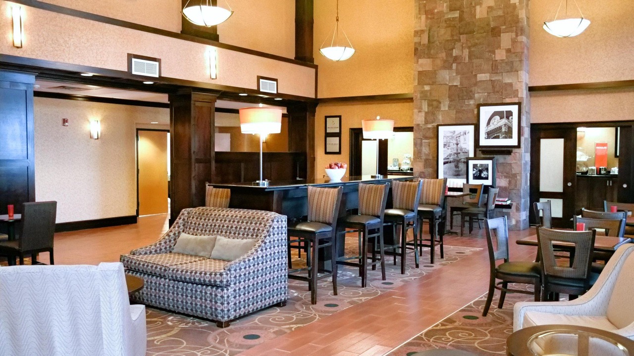 Photo of Livingroom in Pelham