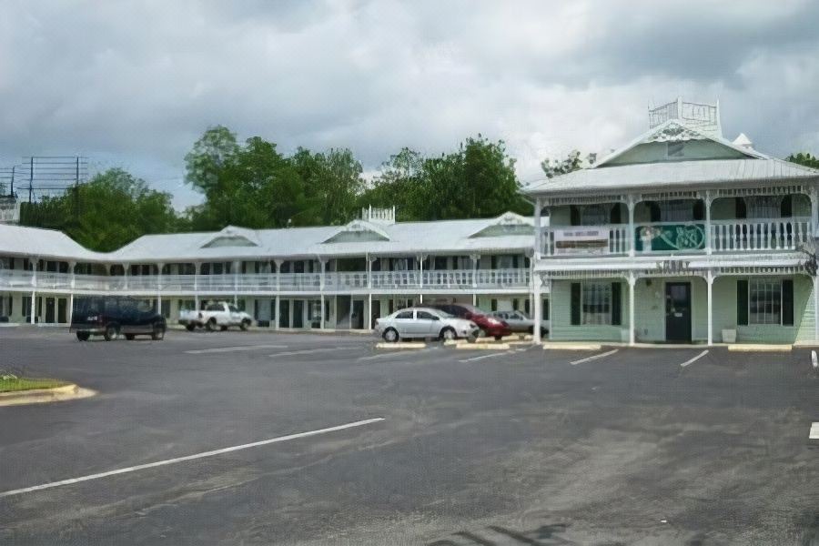 Photo of Buildings in Boaz