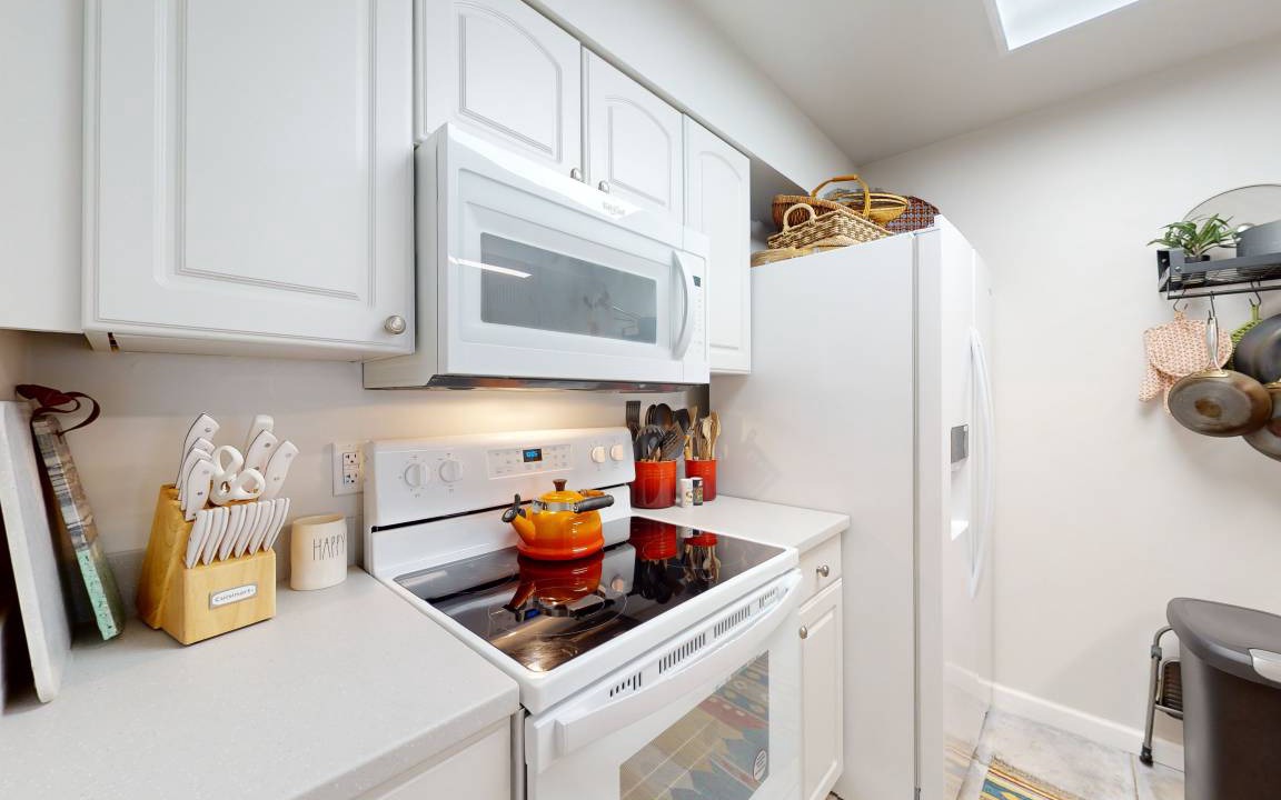 Photo of Kitchen in Ono Island