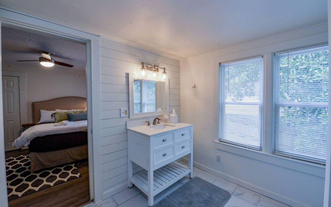 Photo of Bedroom in Northport