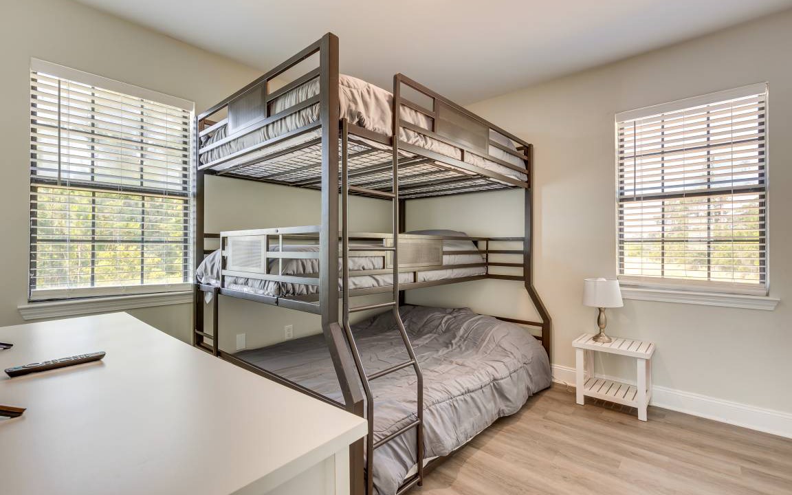 Photo of Bedroom in Theodore
