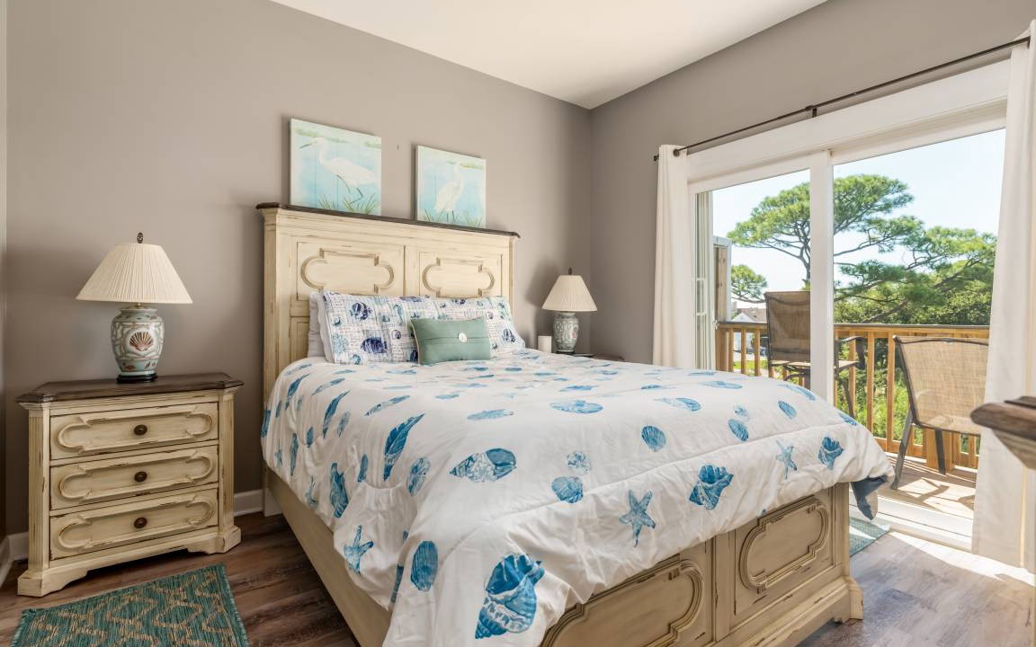 Photo of Bedroom in Dauphin Island