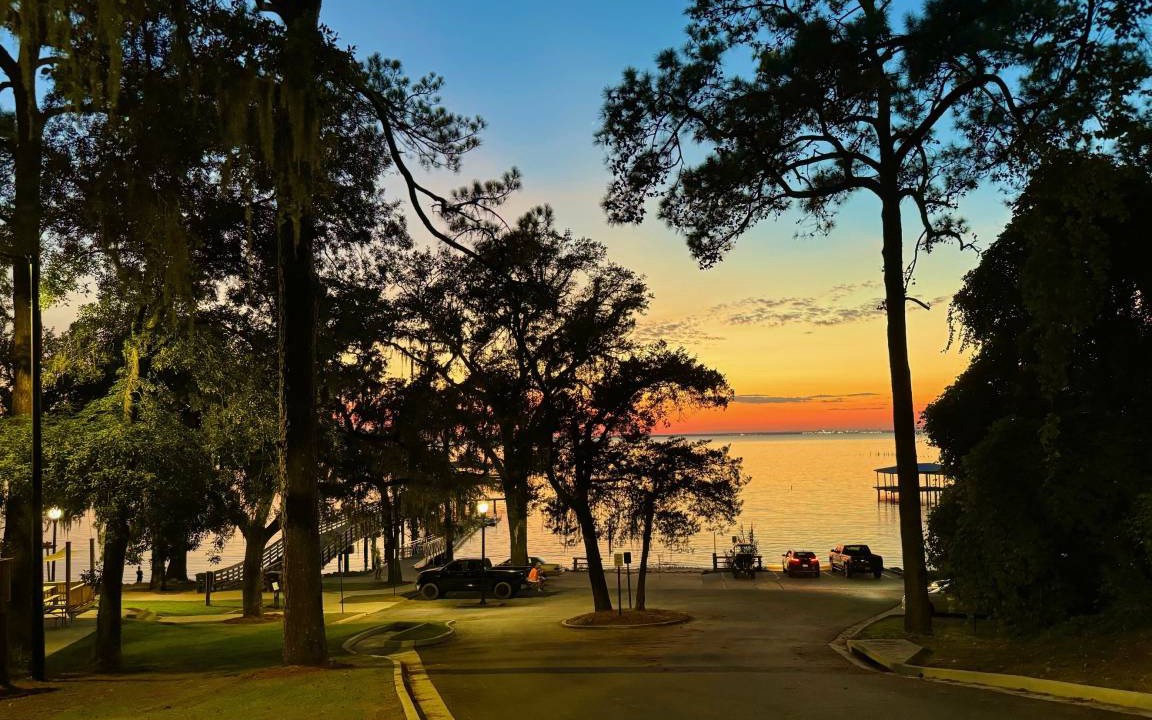 Photo of Others in Daphne