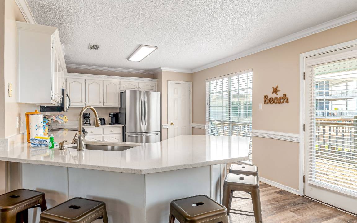 Photo of Kitchen in Silver Cay