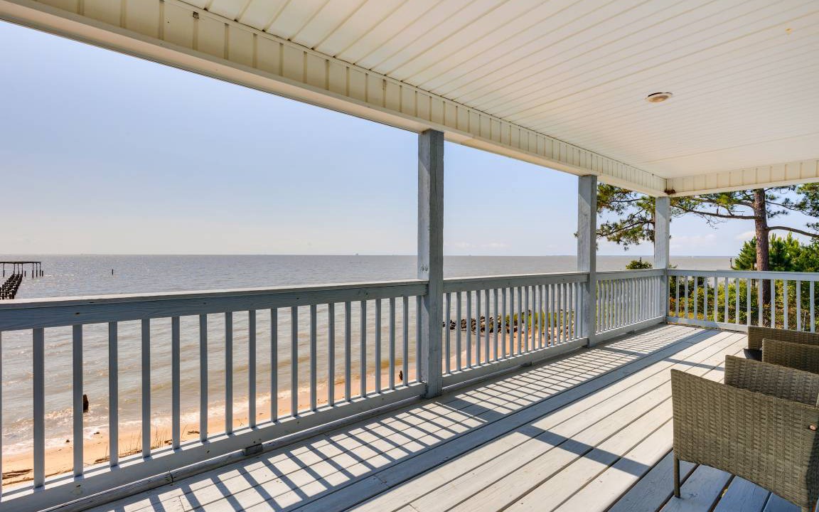 Photo of Patio Balcony in Theodore